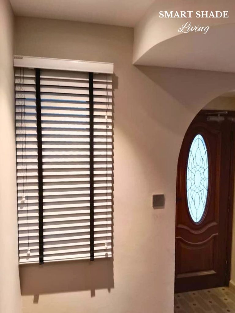 white wooden venetian blinds for windows