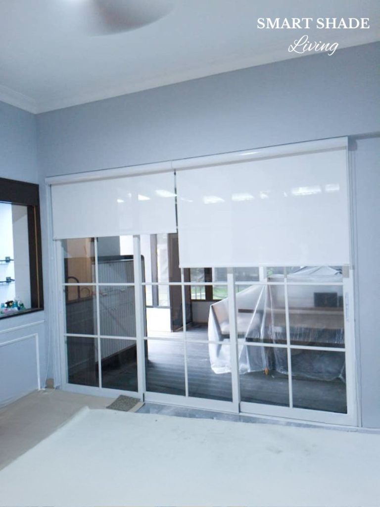 roller blind for windows